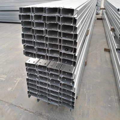 Kanalkonstruktion aus verzinktem Stahl mit C-Profil und U-Profil, 50 x 50 x 3 mm