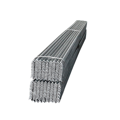 40*40mm gekerbter Stahlwinkel für Freileitungsmast-galvanisiertes Eisen